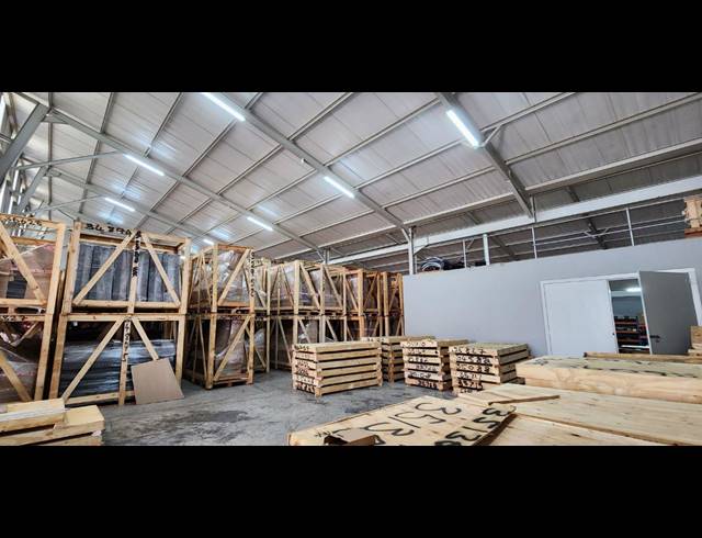 1,791M² WAREHOUSE TO LET IN BRACKENFELL INDUSTRIAL